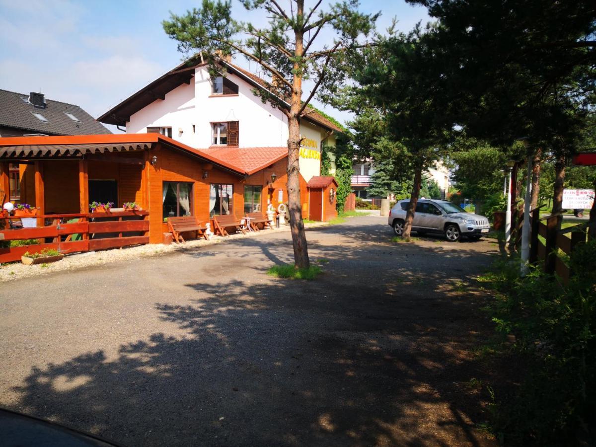 Goscinna Hacjenda Radwanice Buitenkant foto