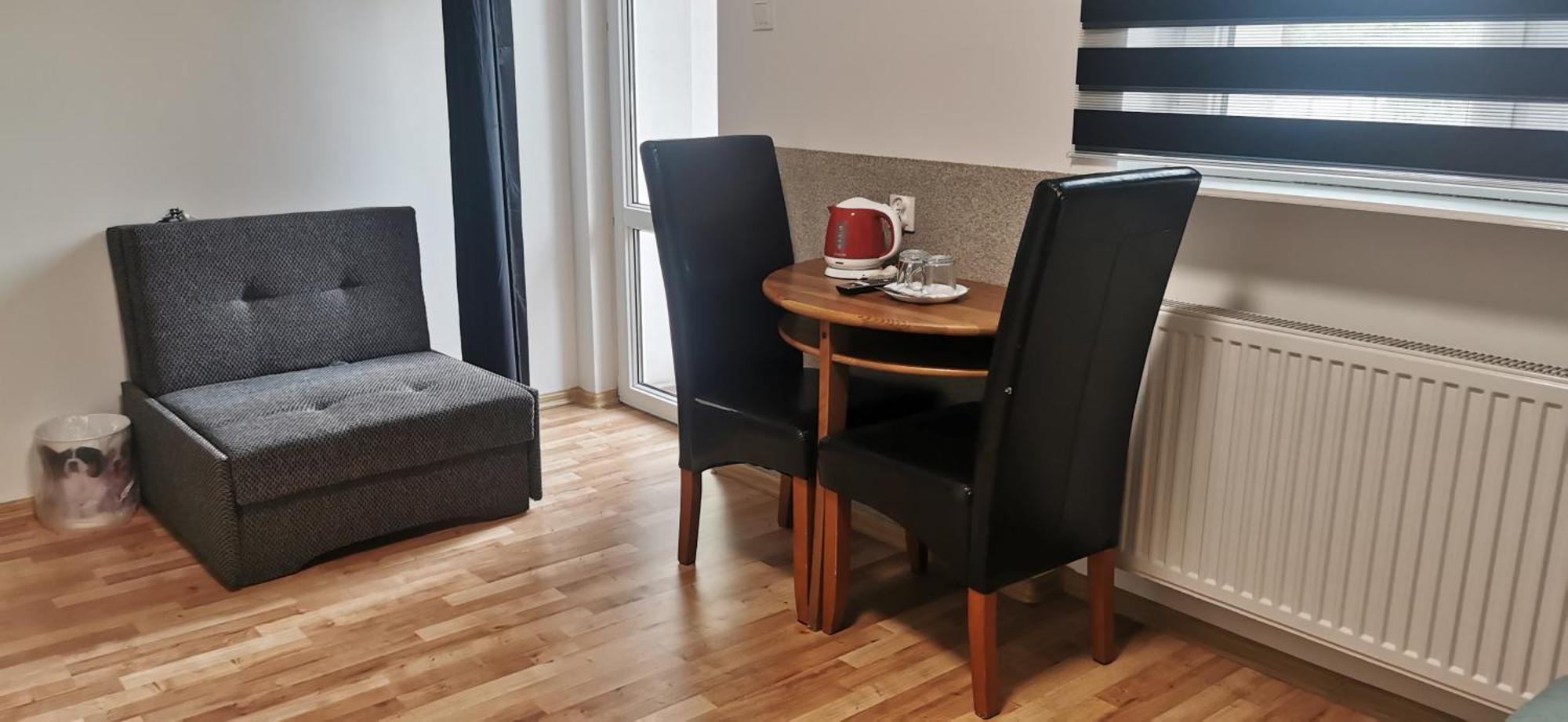 Goscinna Hacjenda Radwanice Buitenkant foto